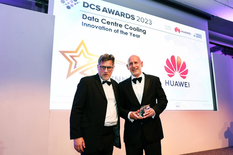 Premio "Data Center Cooling Innovation of the Year" per la soluzione di raffreddamento evaporativo indiretto di Huawei 