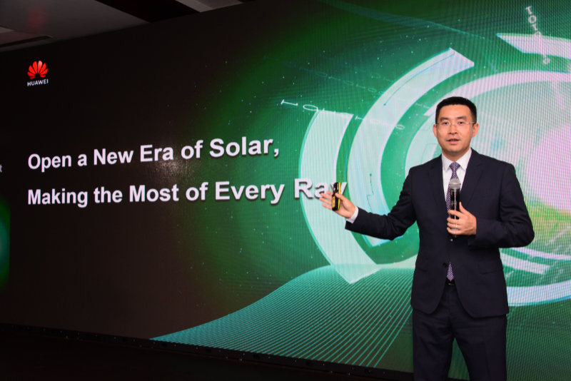 Mr. Hesheng Xia, President of Huawei Digital Power Sub-Saharan Africa Region, delivered a keynote speech in Huawei FusionSolar Forum Partner Summit 2024 on 19 Mar, 2024