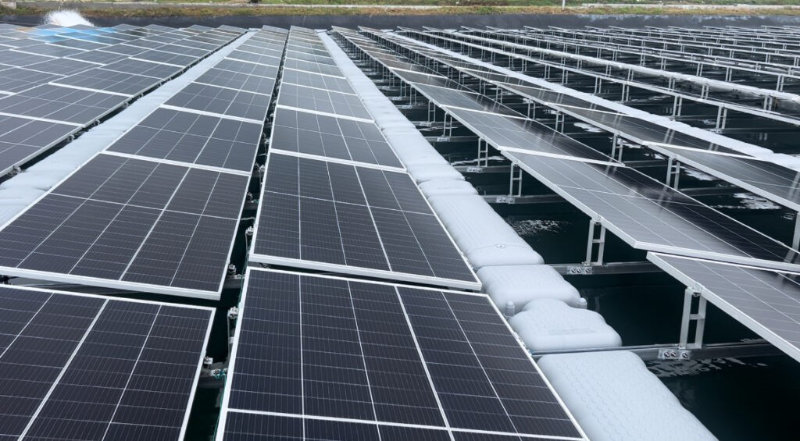 Floating solar panels