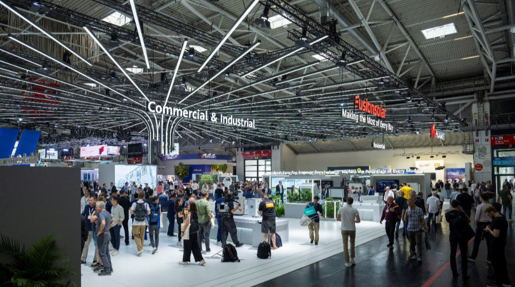 Smart Renewable Energy Generator, sicurezza e digitalizzazione, Huawei FusionSolar debutta a Intersolar Europe 2024