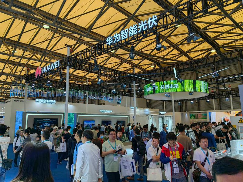 Mengoptimalkan Manfaat Setiap Sinar | Integrasi PV+ESS FusionSolar Memimpin Perkembangan Industri yang Sehat
