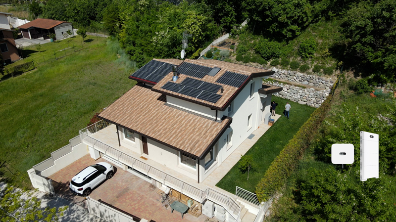 6KWp 3Phase Residential PV System in Lago di Garda, Italy