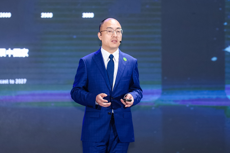华为数字能源电站智能光伏业务总裁郑越